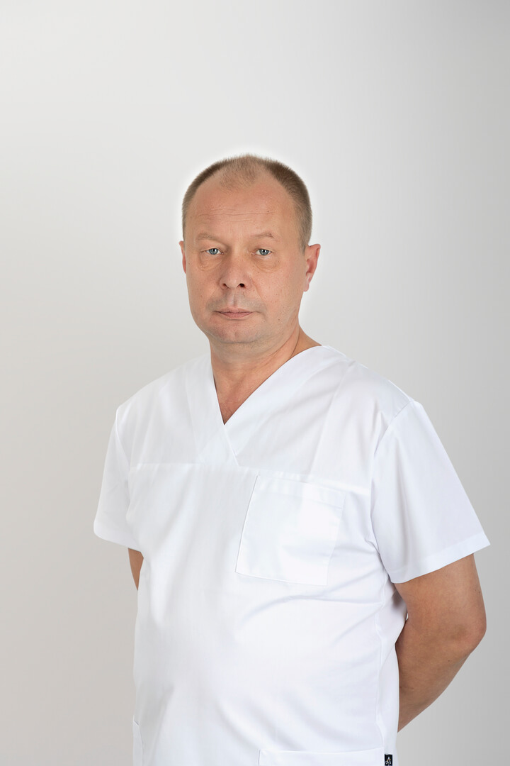 RVL veido ir zandikauliu chirurgas Algirdas Lukošiūnas